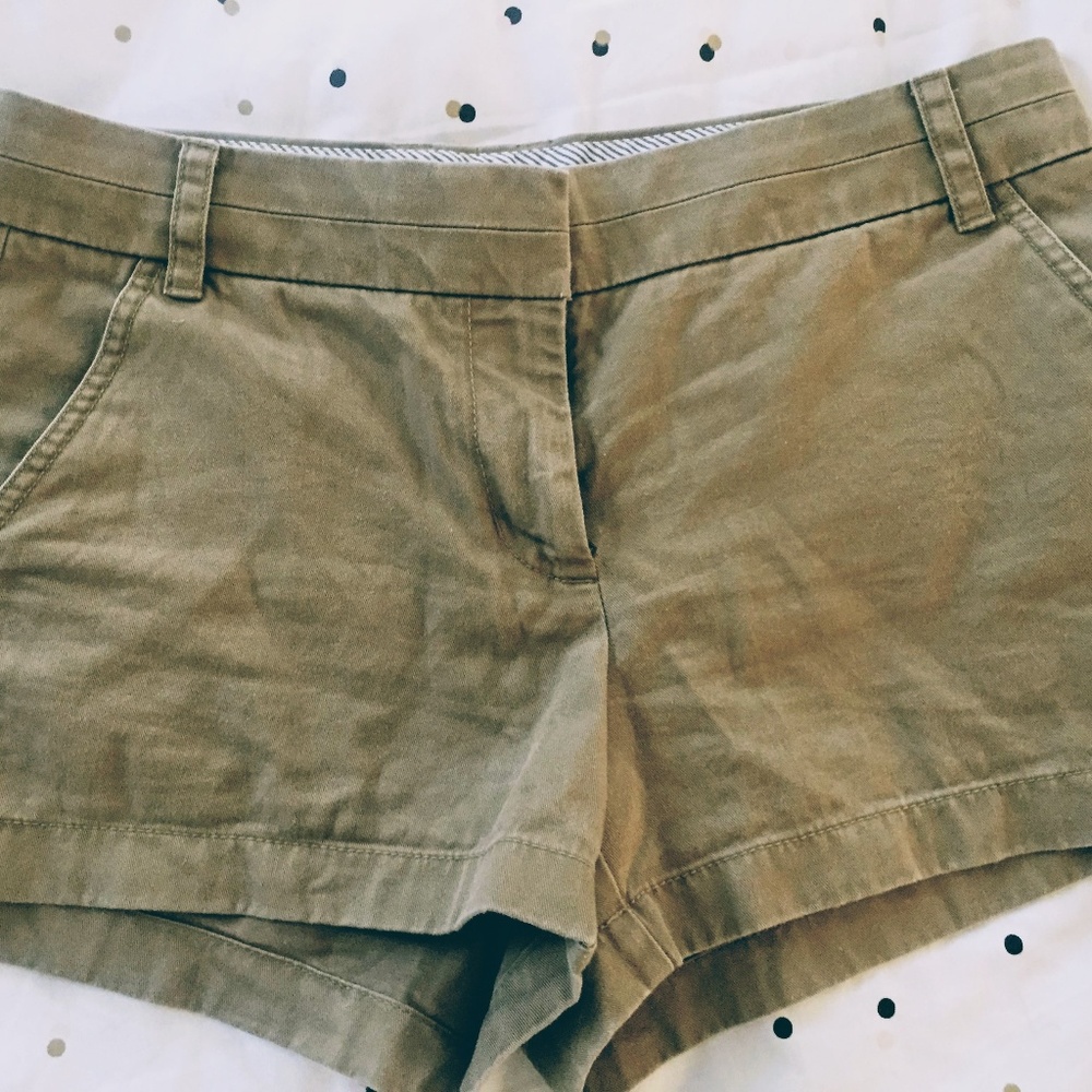 JCrew khaki chino short size 6